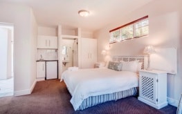 First Avenue Guesthouse Accommodation